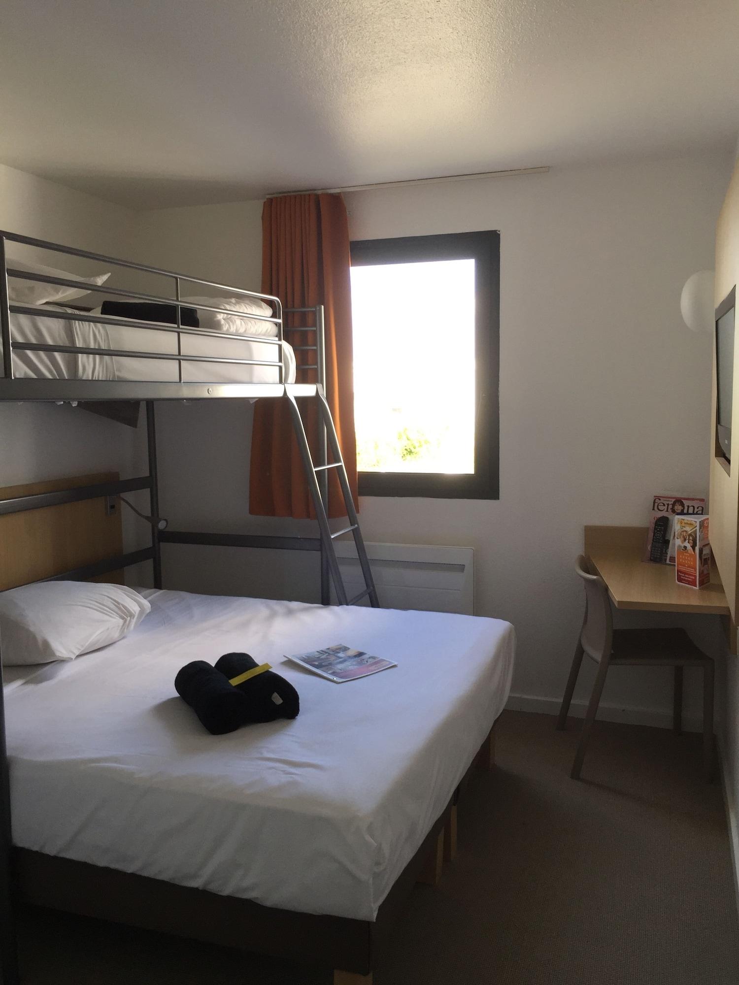 Kyriad Direct La Rochelle Эйтре Экстерьер фото