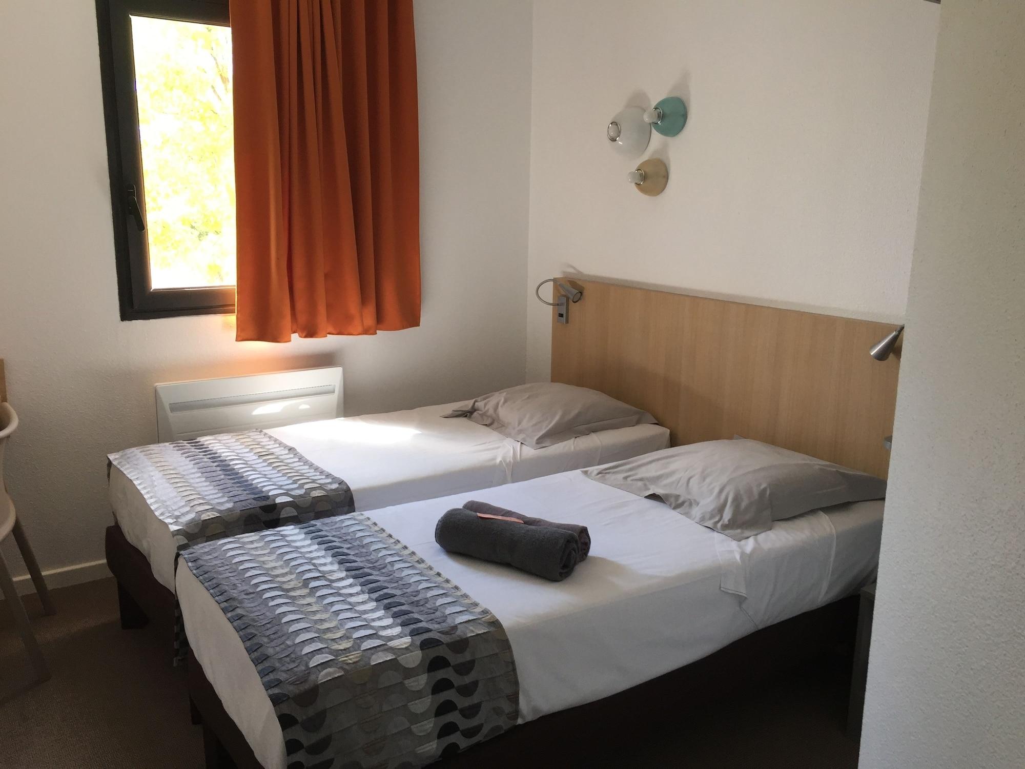 Kyriad Direct La Rochelle Эйтре Экстерьер фото