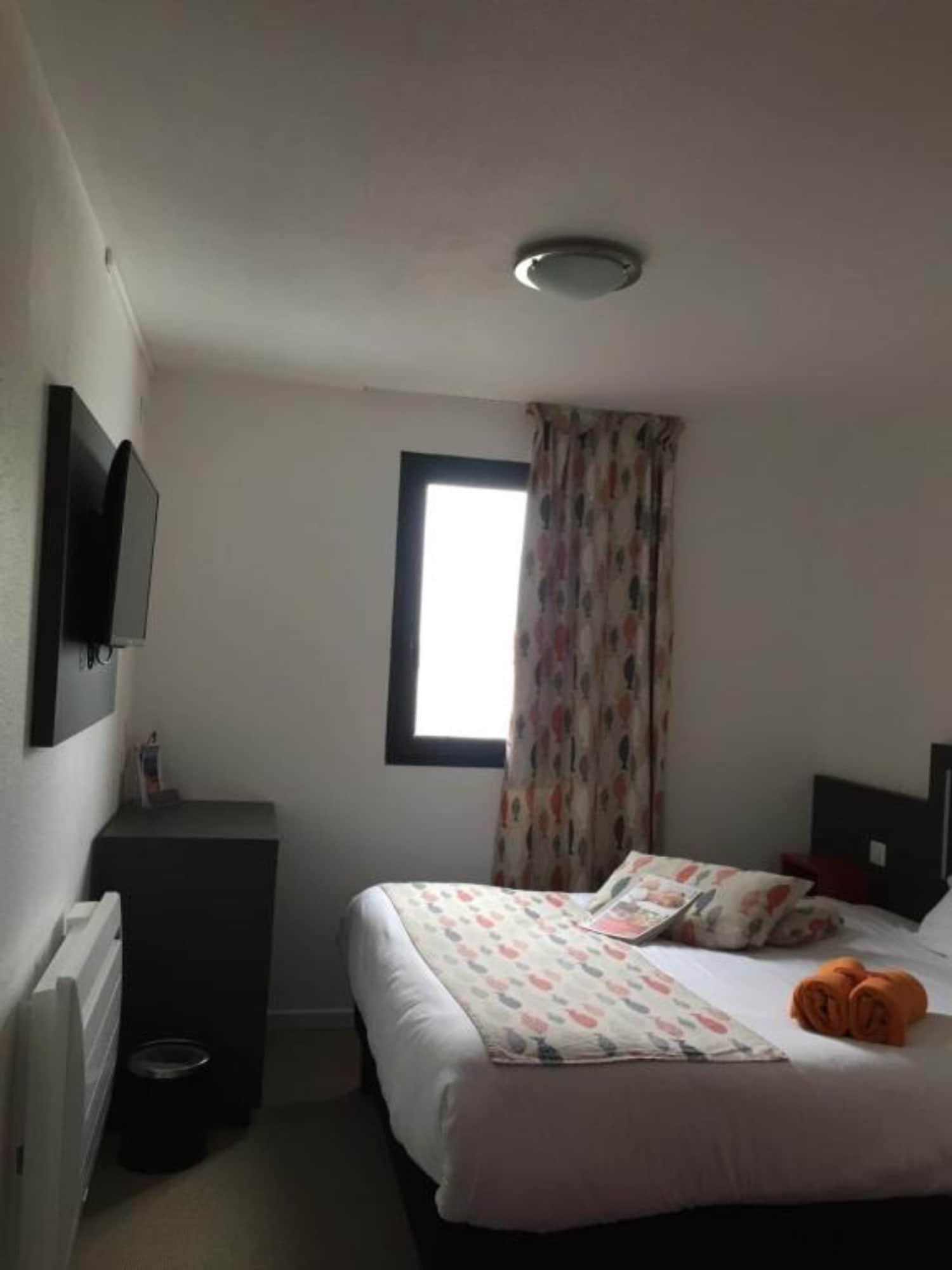 Kyriad Direct La Rochelle Эйтре Экстерьер фото