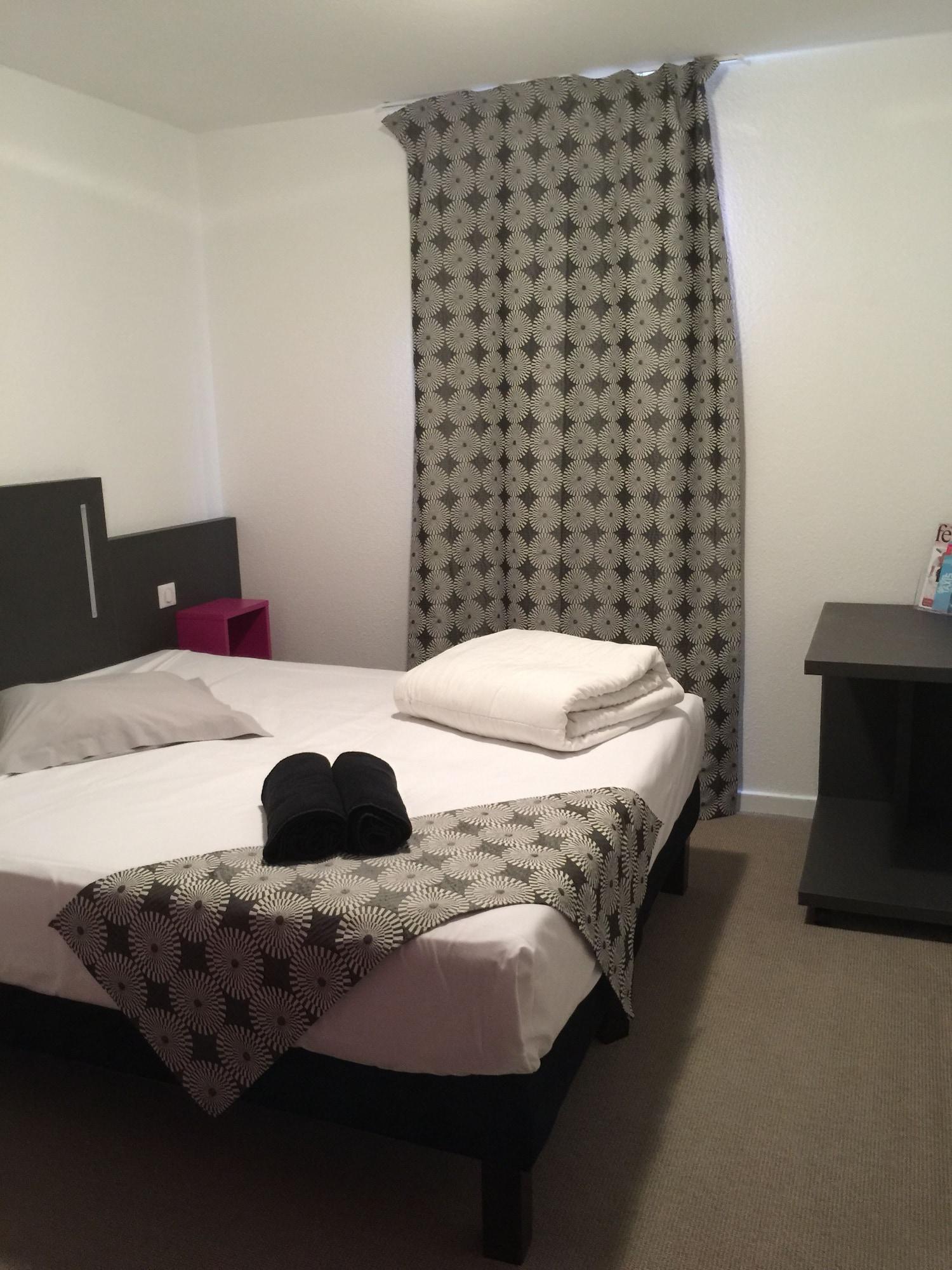 Kyriad Direct La Rochelle Эйтре Экстерьер фото